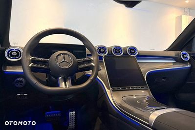 Mercedes-Benz Klasa C 200 mHEV 4-Matic AMG - 9
