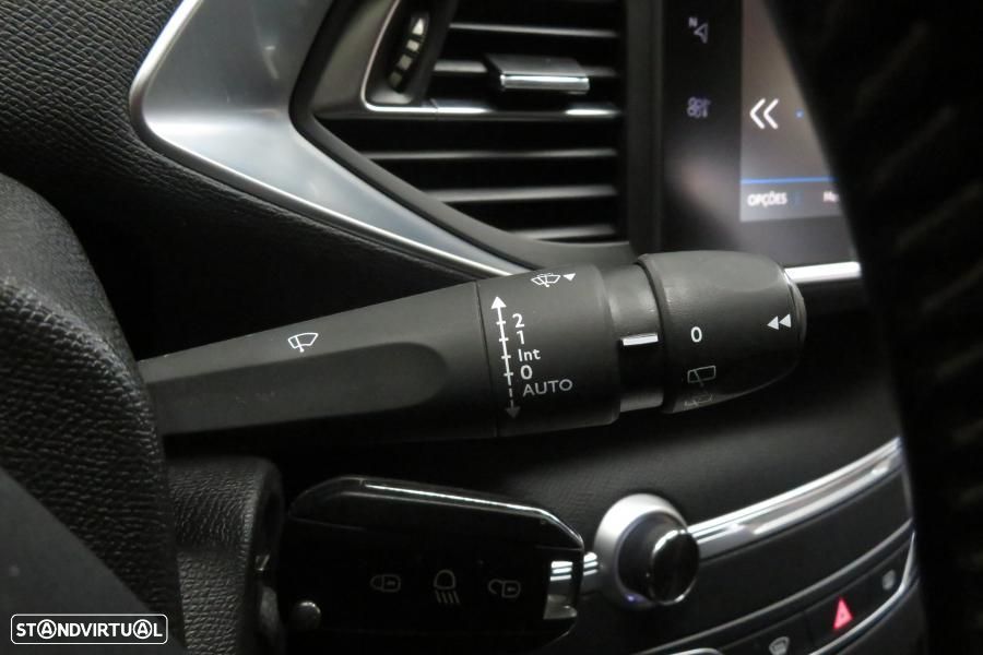 Peugeot 308 SW 1.5 BlueHDi Style - 17