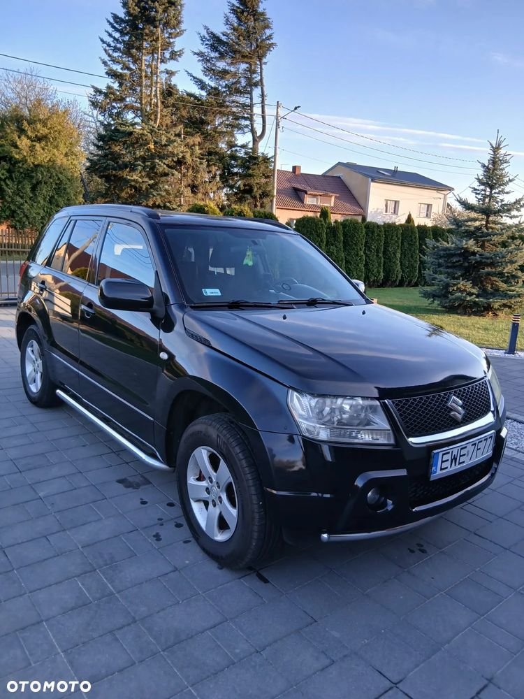 Suzuki Grand Vitara 2.0 - 6