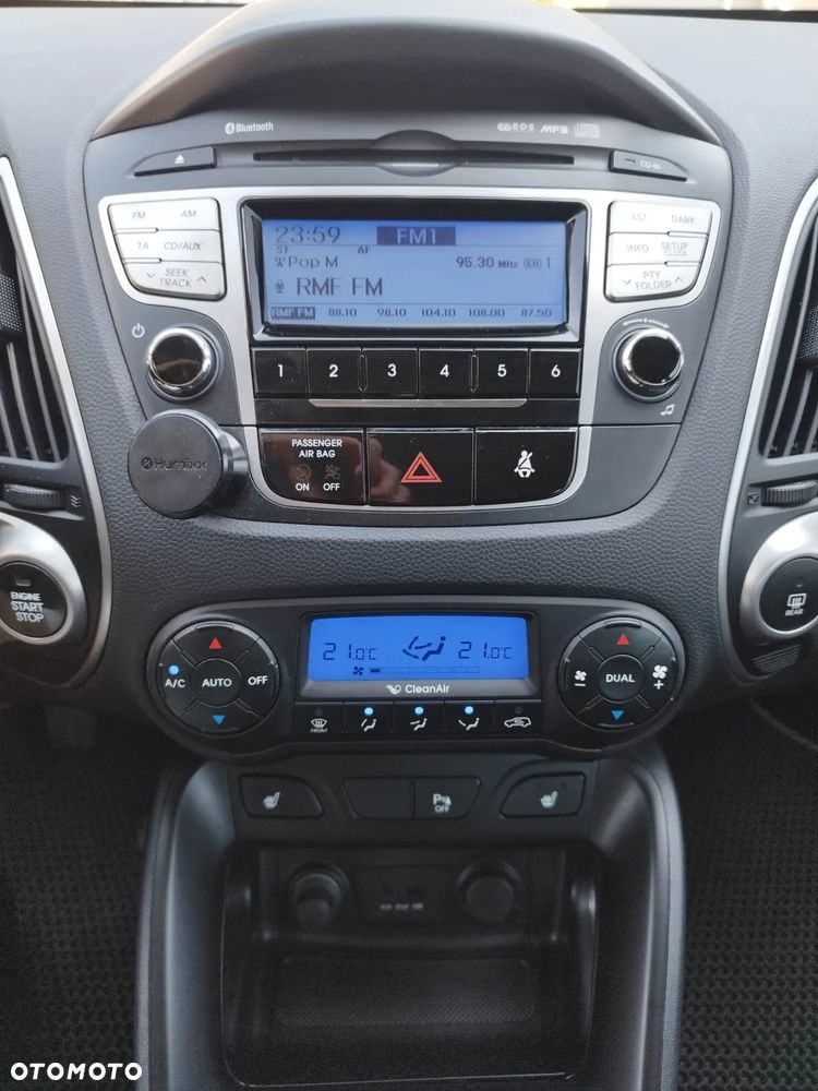 Hyundai ix35 1.6 2WD Fifa World Cup Edition - 15