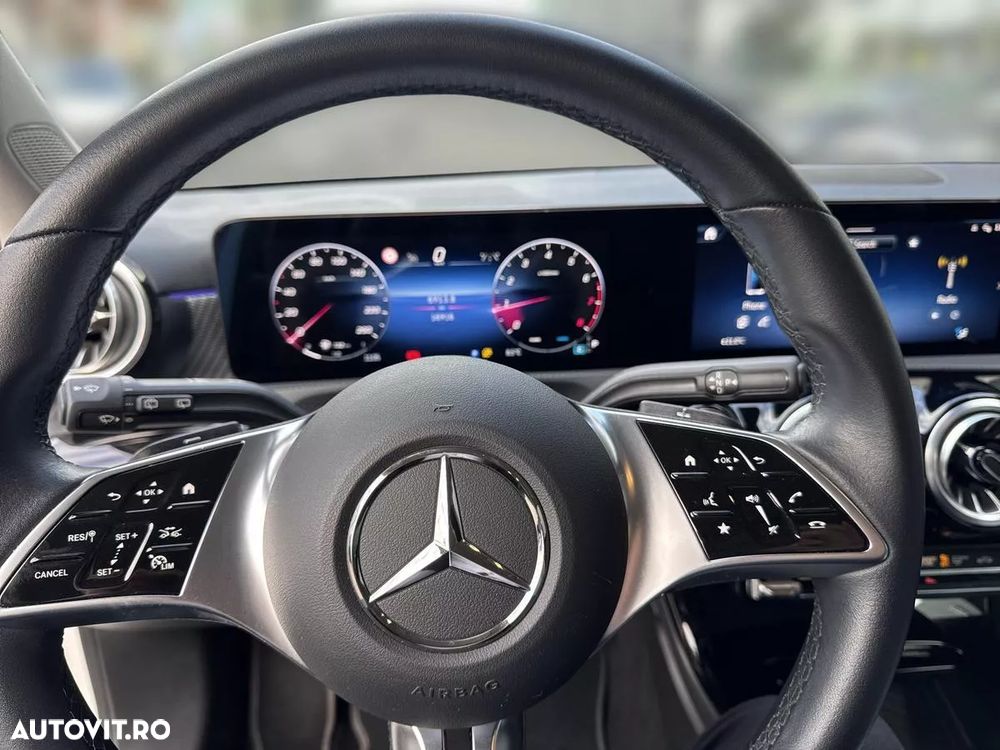 Mercedes-Benz A 180 MHEV 7G-DCT - 11