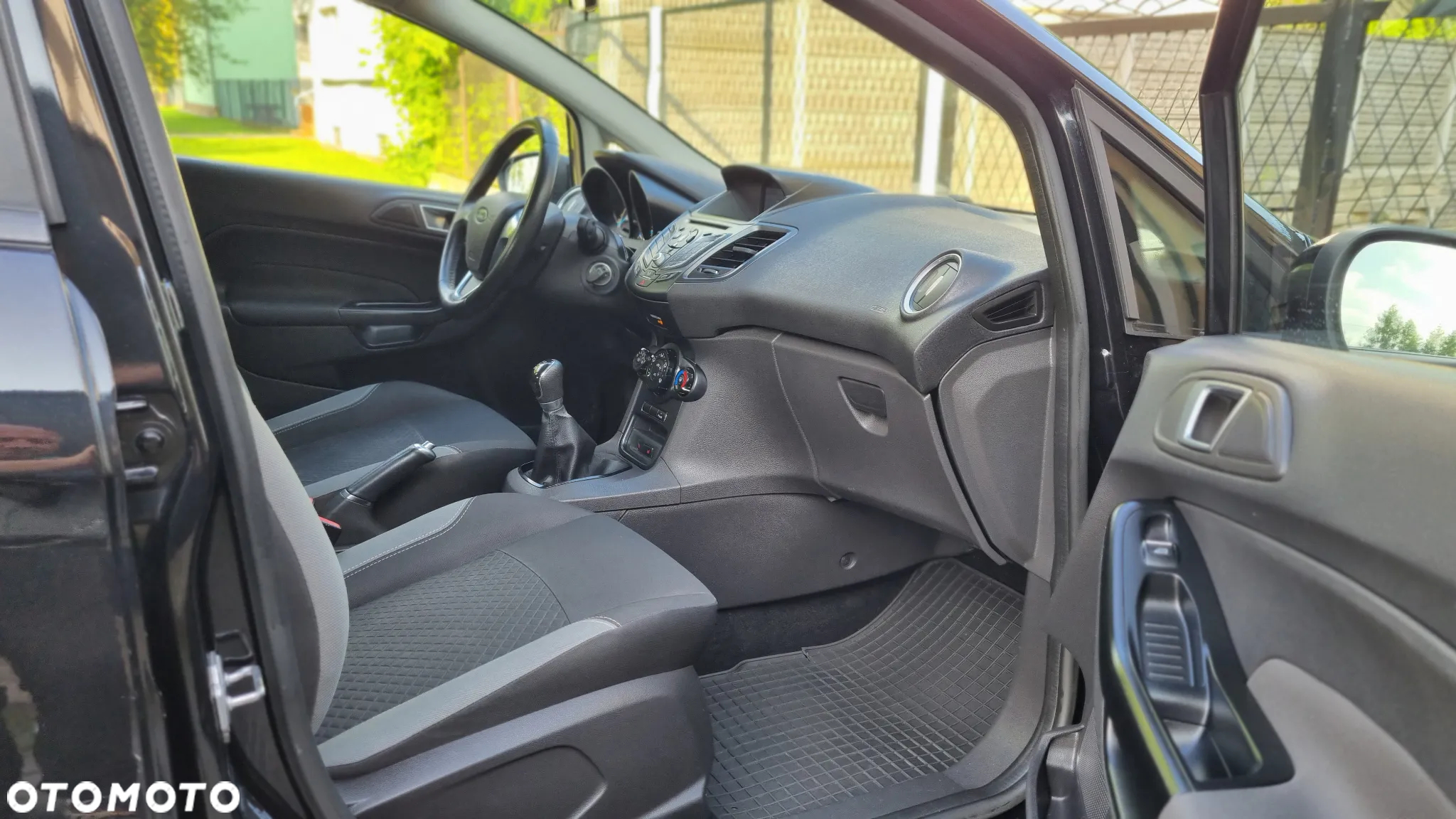 Ford Fiesta 1.25 Celebration - 14