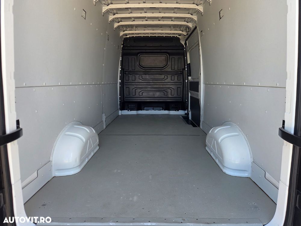 Volkswagen New Crafter L4H3 - 11