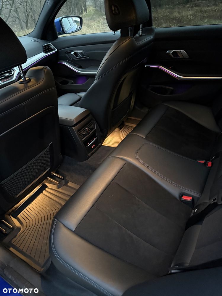 BMW Seria 3 320d xDrive MHEV Sport - 15