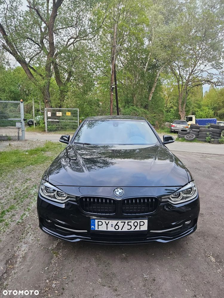 BMW Seria 3 330i Edition M Sport Shadow - 1