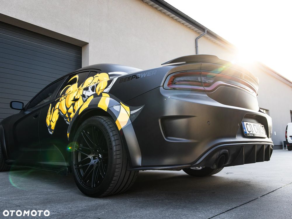 Dodge Charger 6.4 Scat Pack Widebody - 27