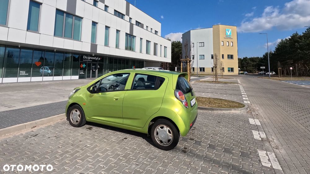 Chevrolet Spark 1.0 - 8