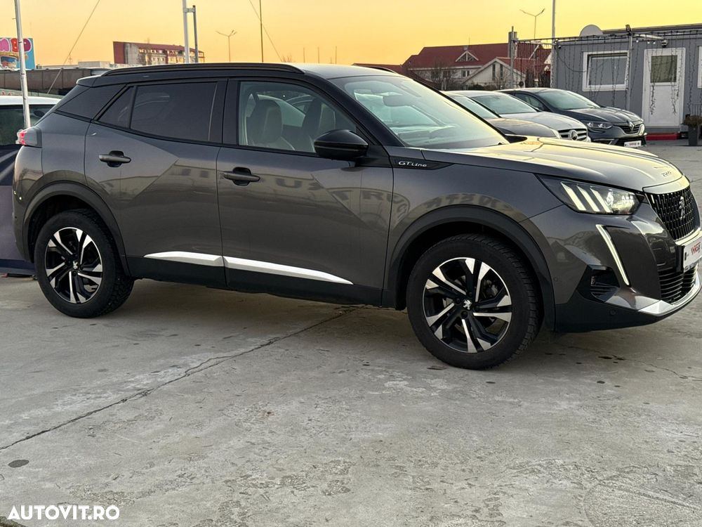 Peugeot 2008 PureTech 130 EAT8 GT Pack - 33