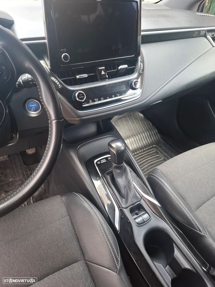 Toyota Corolla Touring Sports 1.8 Hybrid Comfort+P.Sport - 8