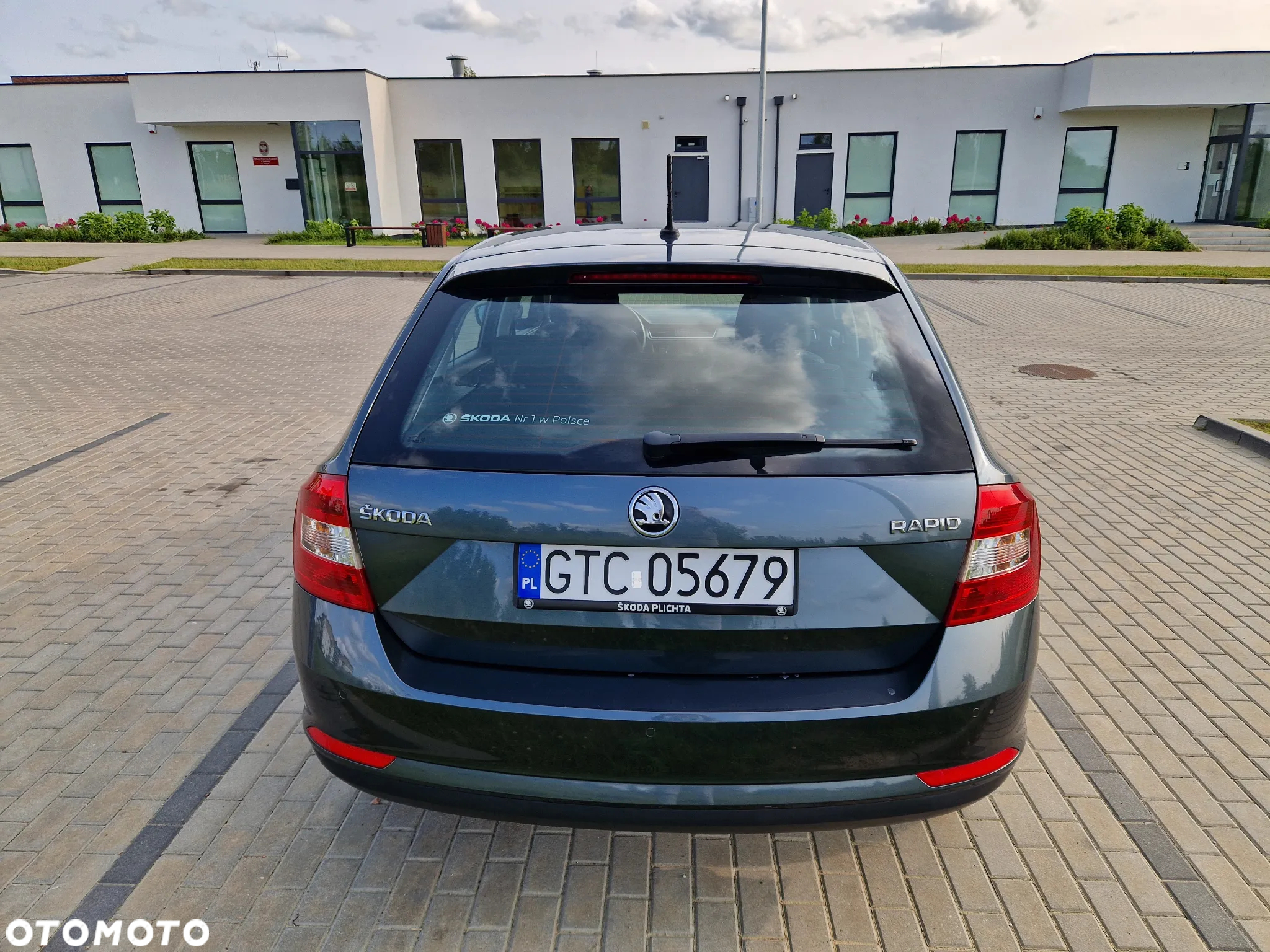 Skoda RAPID Spb 1.2 TSI Style - 4