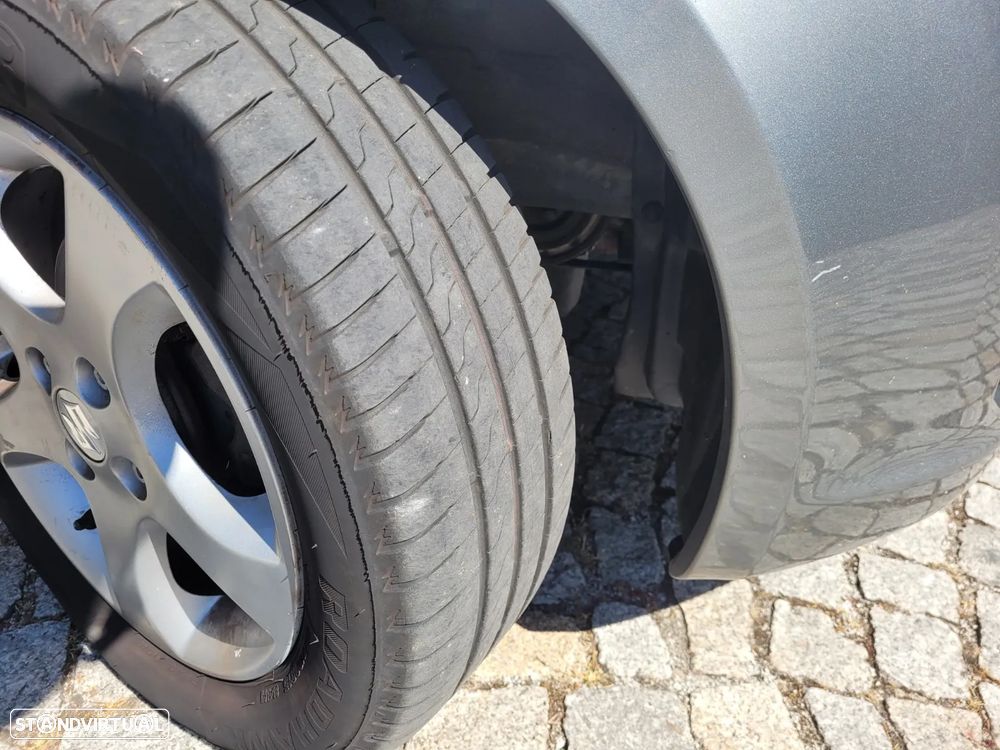 Suzuki Swift 1.3 DDiS GL - 23