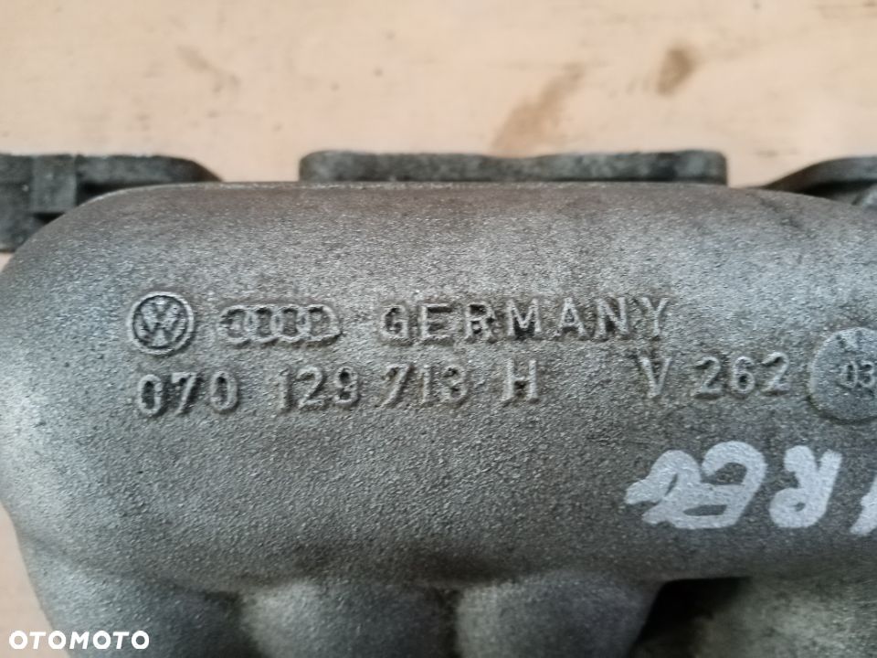Kolektor ssący VW Touareg 2.5 TDI 070129713H - 7