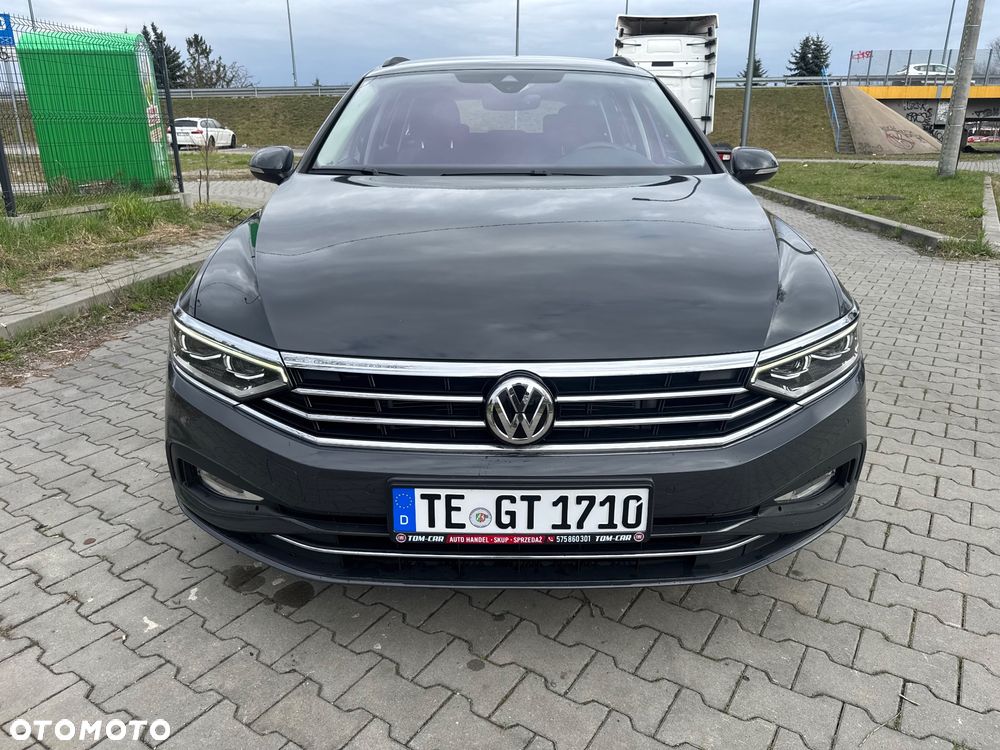 Volkswagen Passat - 7