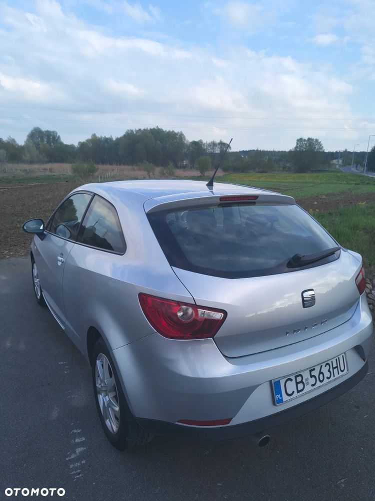 Seat Ibiza SC 1.6 16V Style - 8