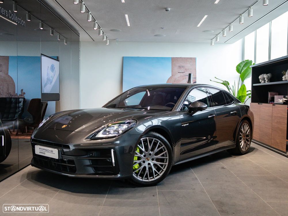 Porsche Panamera 4S E-Hybrid - 1