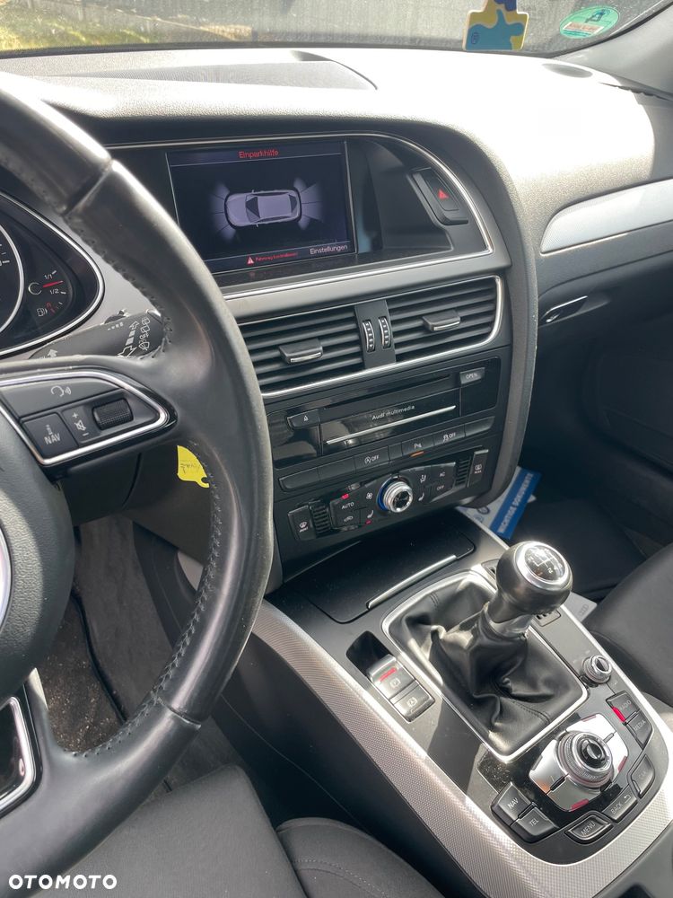 Audi A4 Avant 2.0 TDI DPF S line Sportpaket - 22