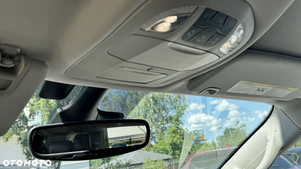 Chrysler Pacifica - 33