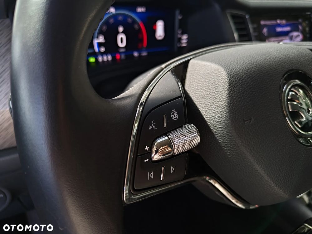 Skoda Kodiaq 2.0 TSI 4x4 Sportline DSG - 19