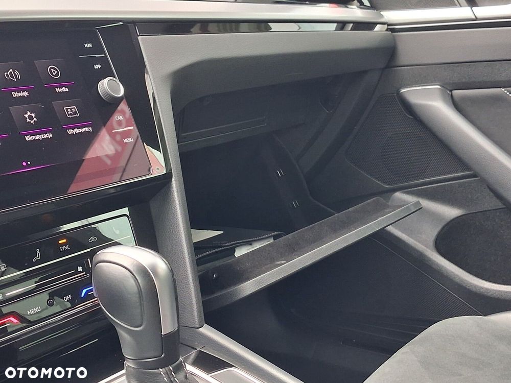 Volkswagen Arteon 2.0 TSI R-Line DSG - 26