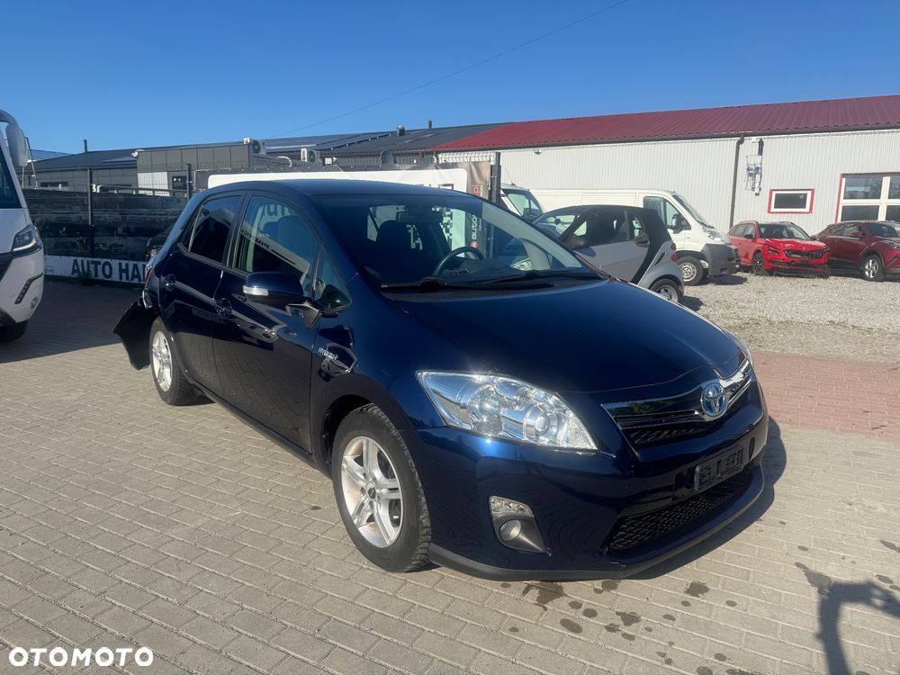 Toyota Auris - 1