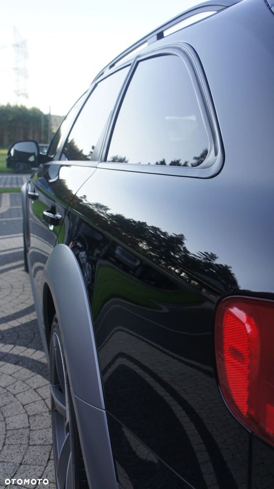 Audi A4 Allroad - 11