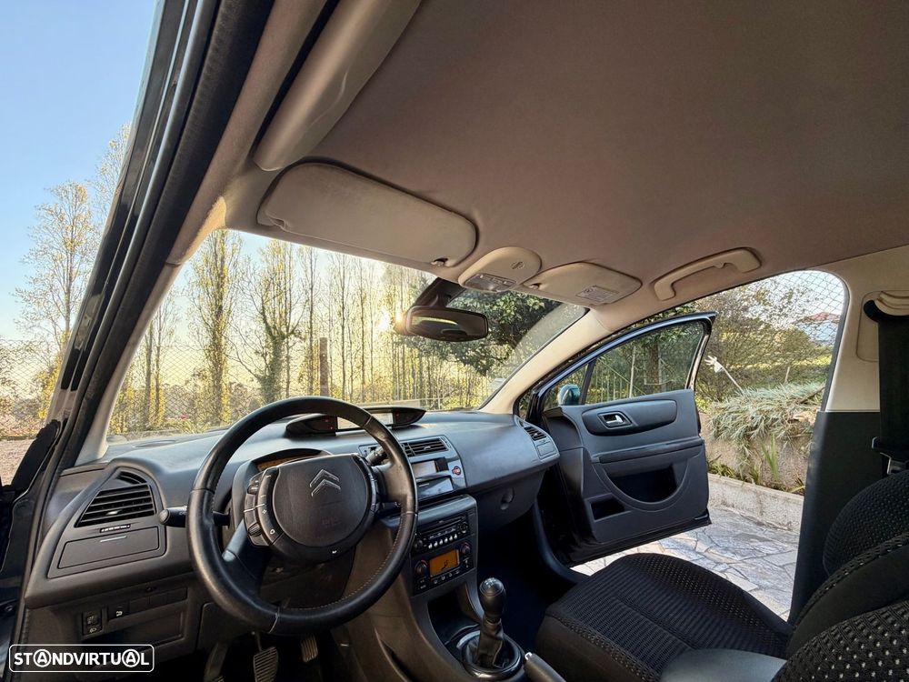 Citroën C4 1.4 16V SX RFM - 24