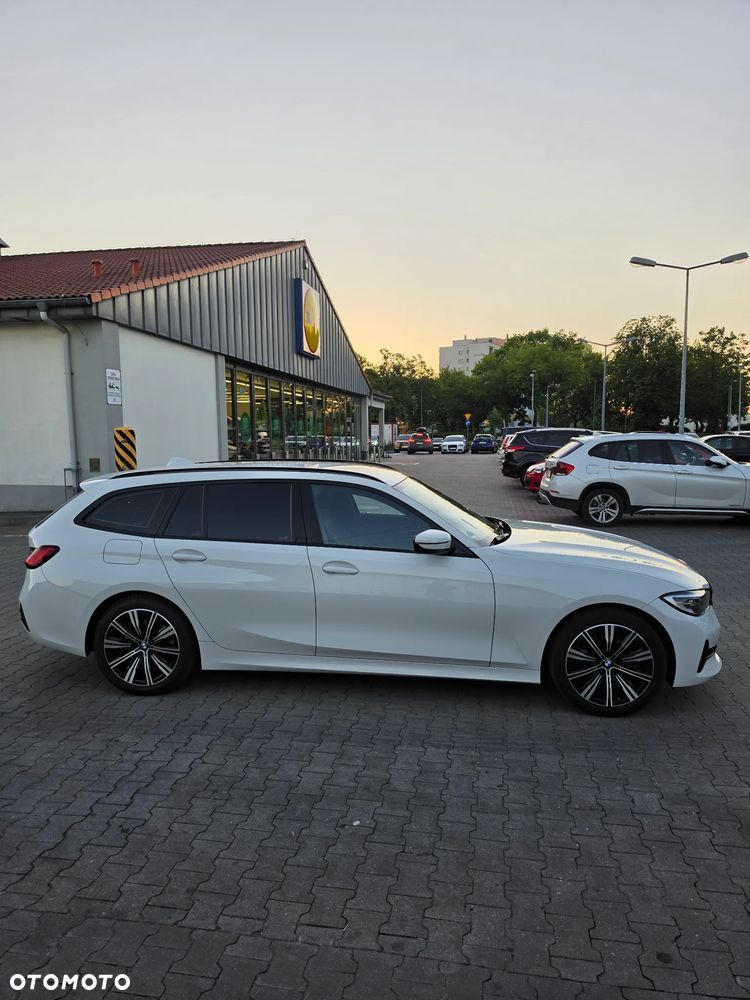 BMW Seria 3 - 11