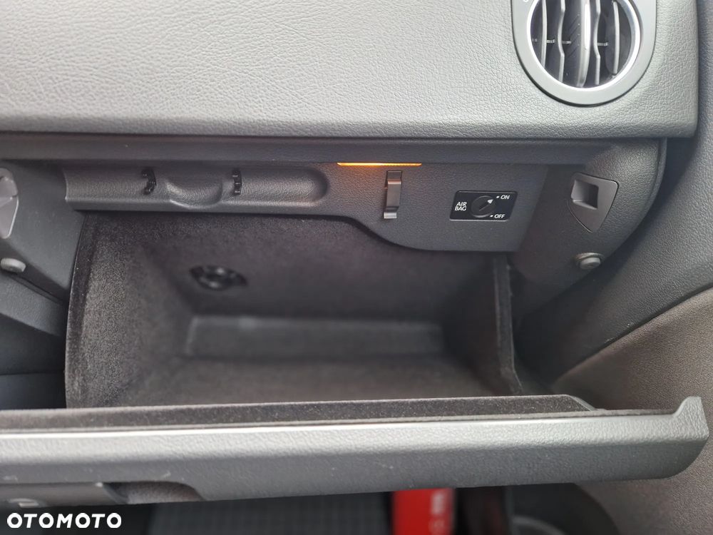 Volkswagen Golf Plus - 14