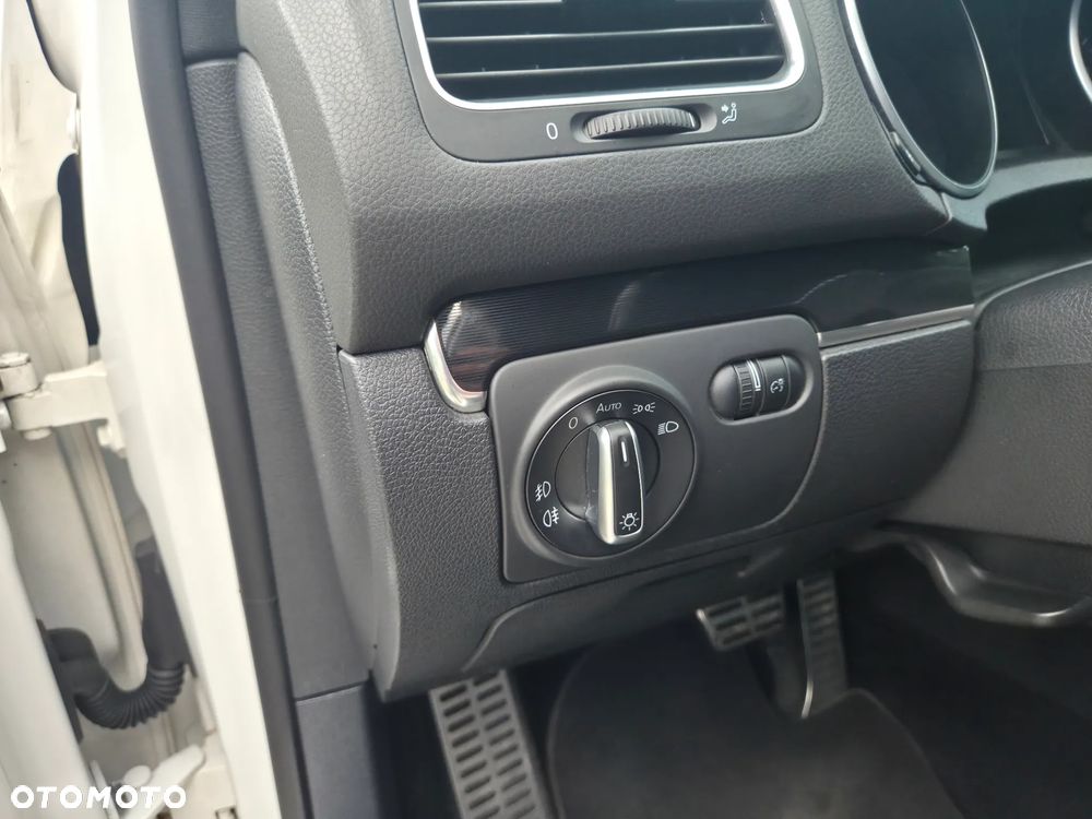 Volkswagen Golf 2.0 GTI DSG - 19