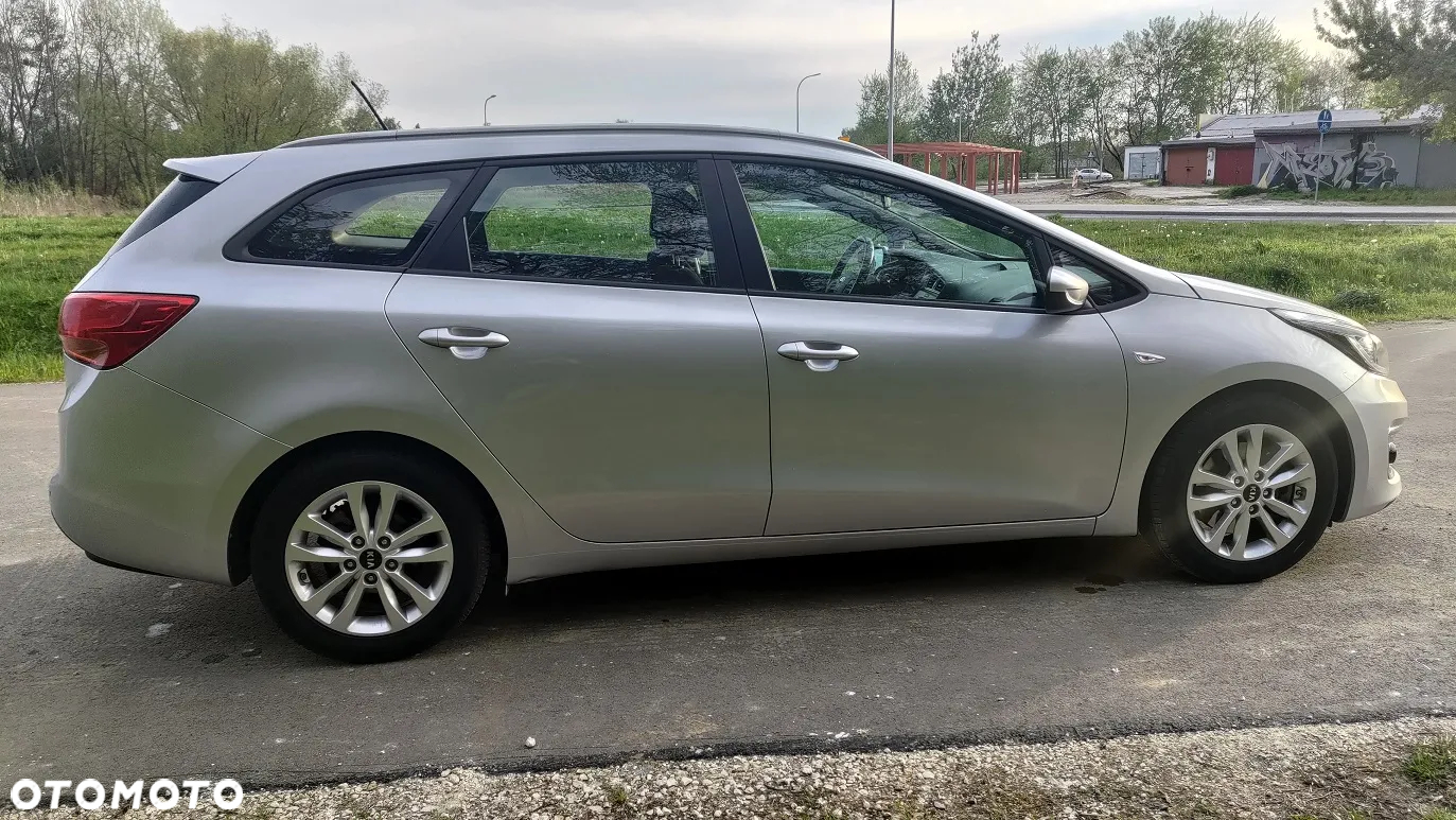 Kia Ceed SW 1.0 T-GDI 120 OPF Vision - 6