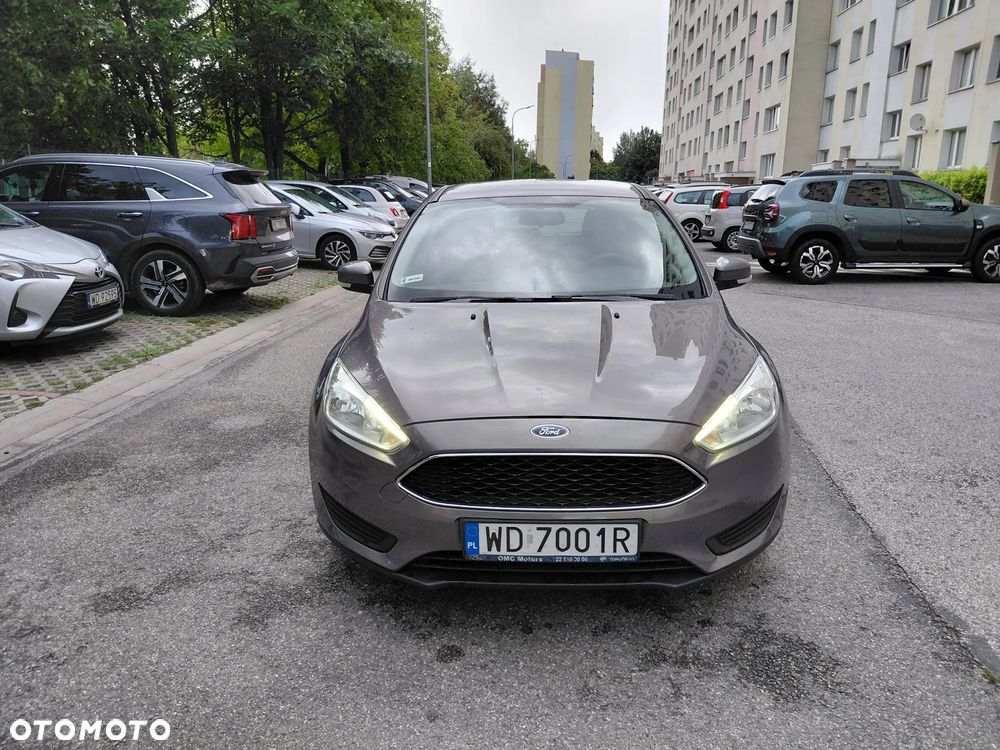 Ford Focus 1.6 Trend - 8