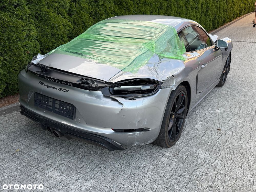 Porsche 718 Cayman GTS PDK - 4