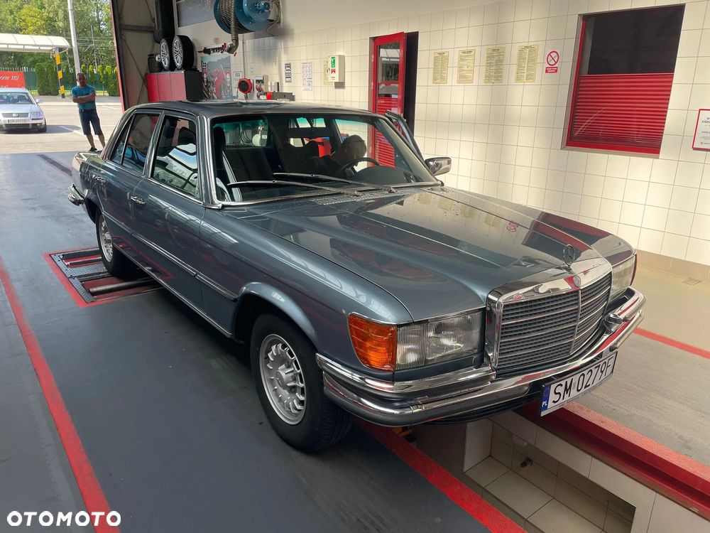 Mercedes-Benz 280 - 5
