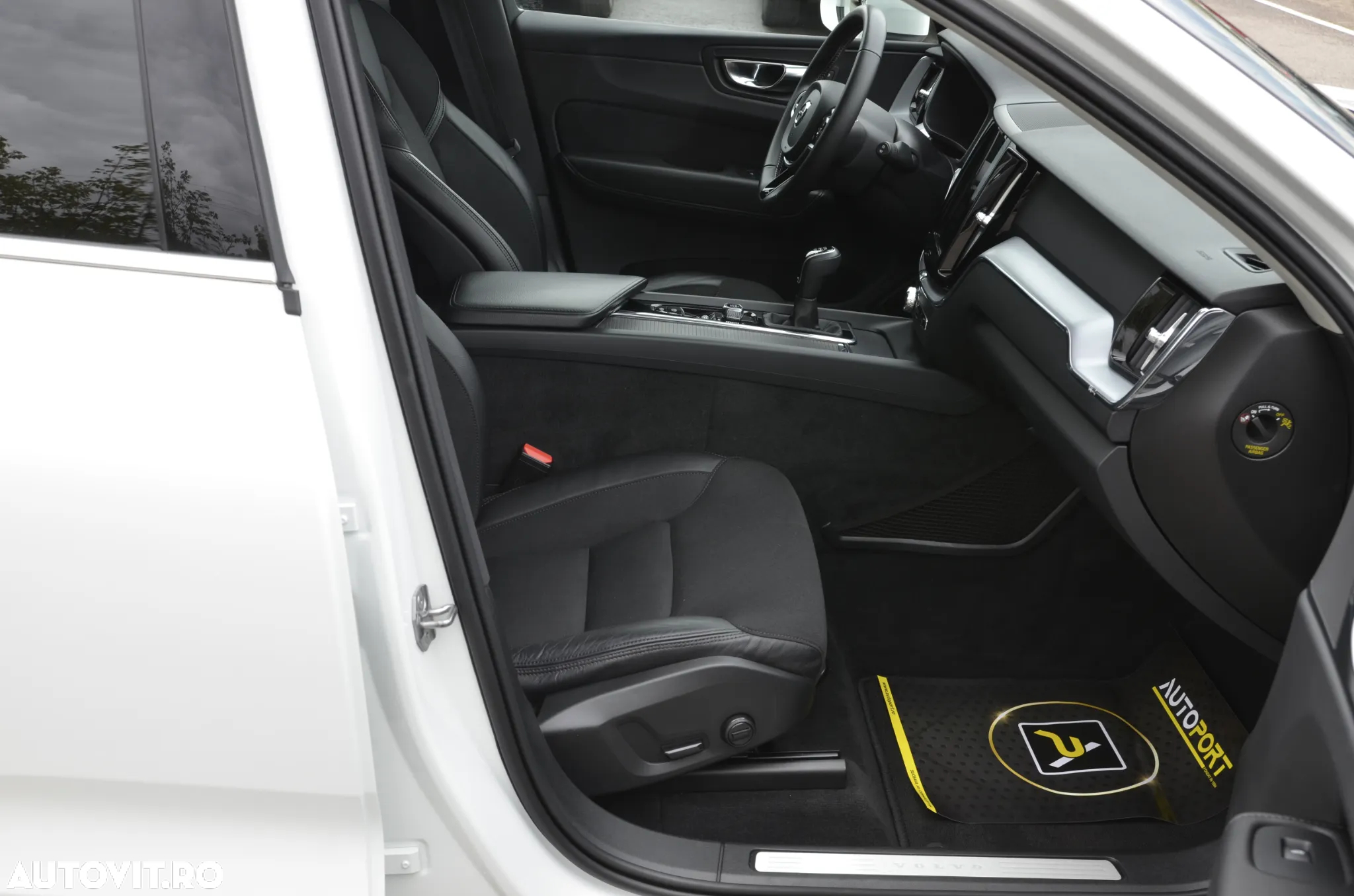 Volvo XC 60 D3 Inscription - 16