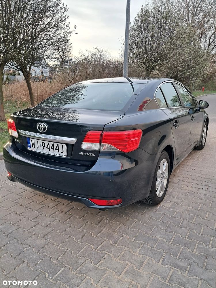 Toyota Avensis 1.8 Premium MS - 2
