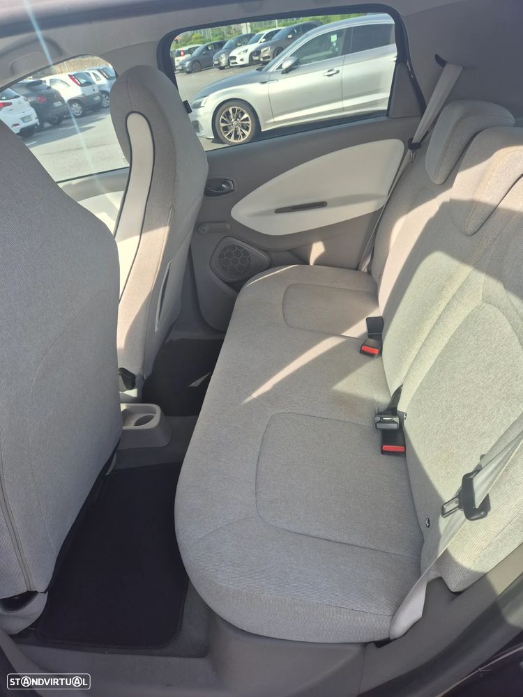 Renault Zoe (s/ Bateria) 41 kwh Intens - 11