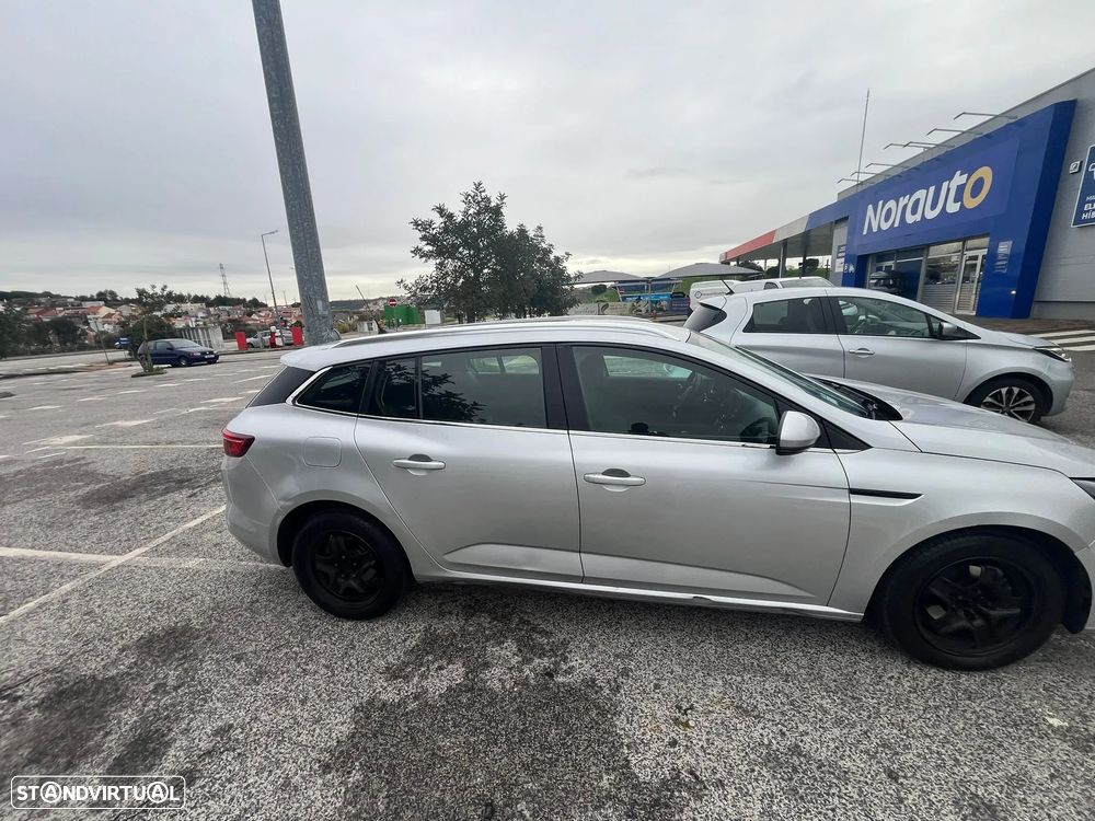 Renault Mégane Sport Tourer 1.5 Blue dCi Zen - 2