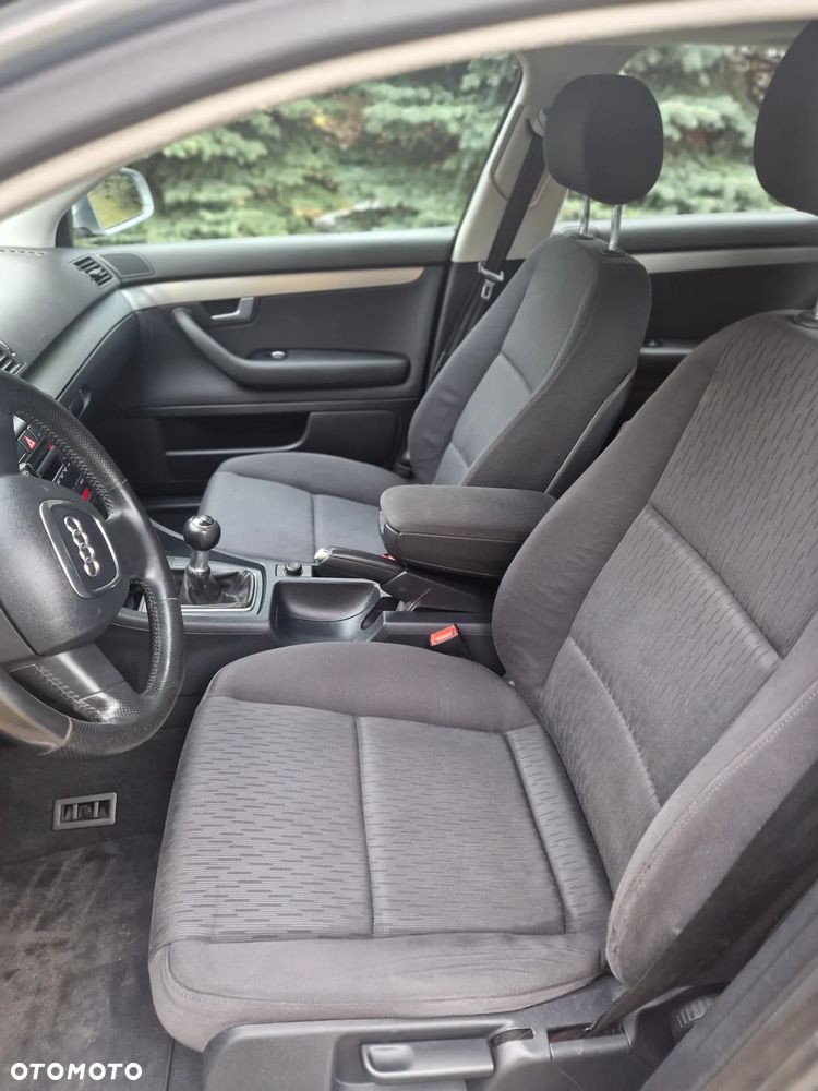 Audi A4 Avant 2.0 TDI DPF - 13