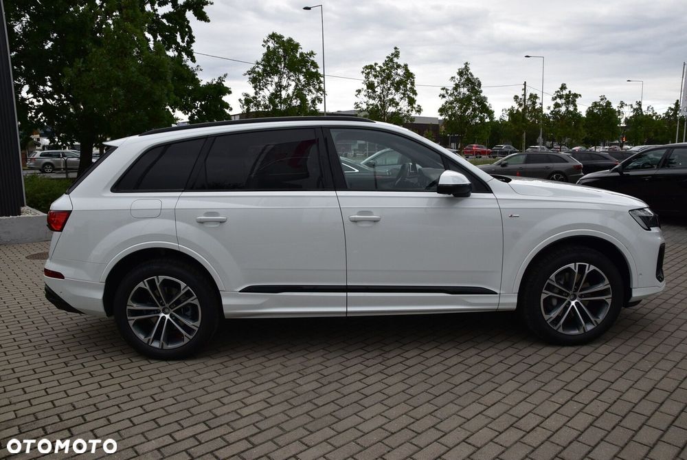 Audi Q7 - 8