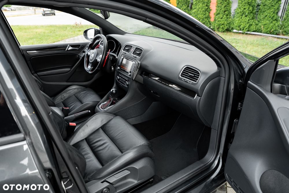 Volkswagen Golf 2.0 GTI DSG - 24