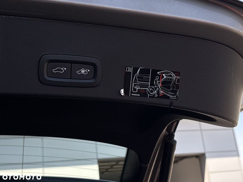 Volvo XC 40 T3 Inscription - 31