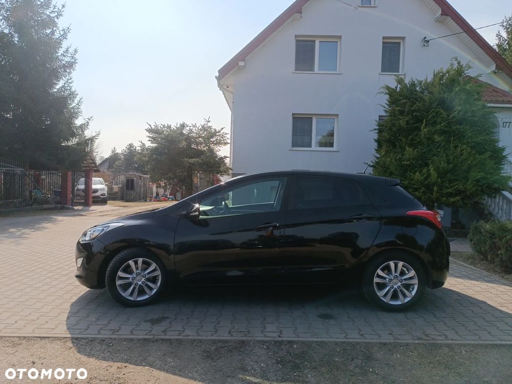 Hyundai i30 1.6 CRDi Premium - 24