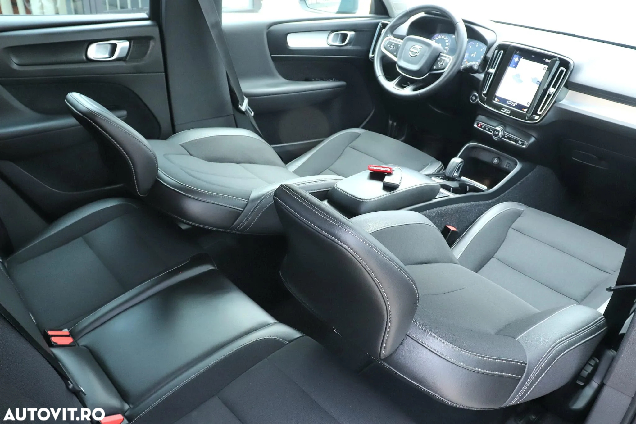 Volvo XC 40 D3 AWD Momentum - 18