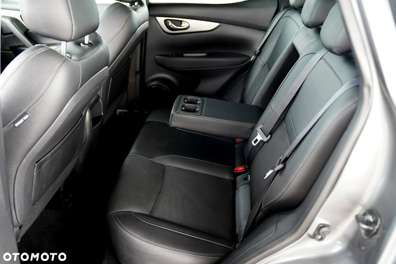 Nissan Qashqai - 25