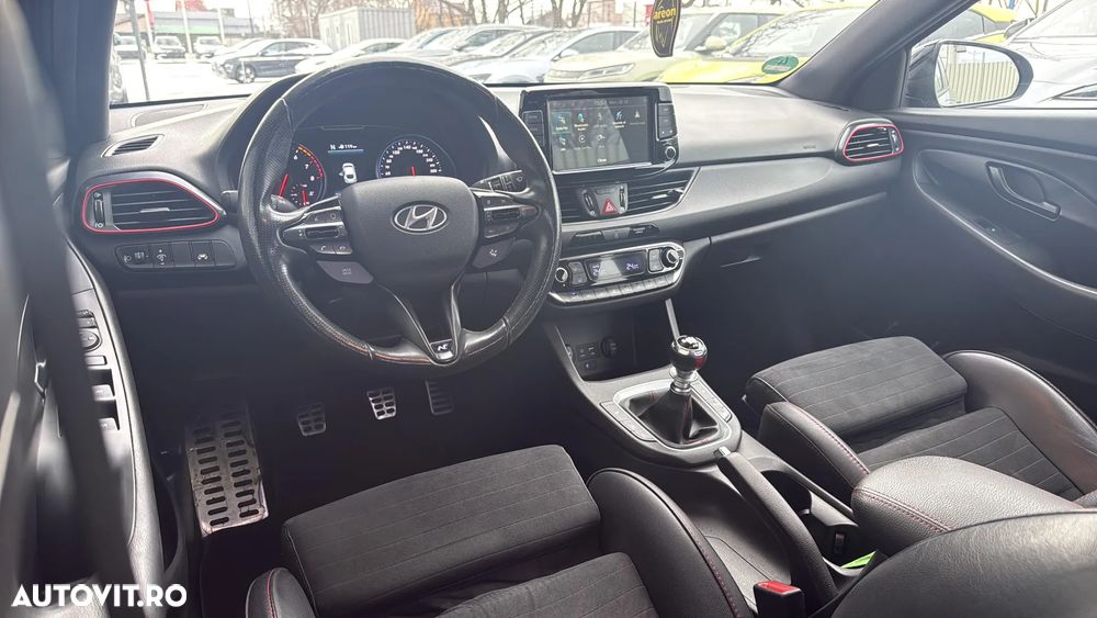 Hyundai i30 N 2.0 T-GDi 275CP 5DR - 12