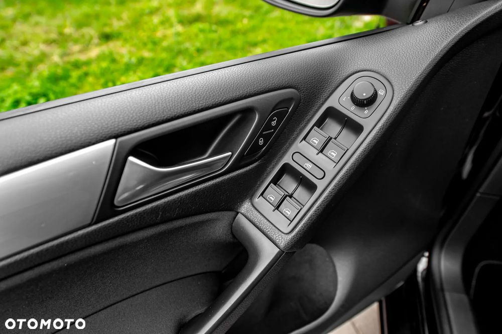 Volkswagen Golf 1.6 Edition - 29