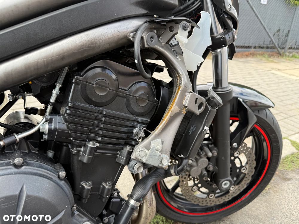 Kawasaki ER - 13