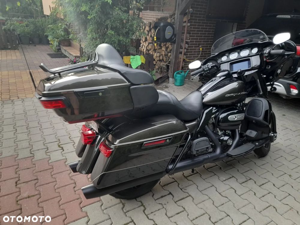 Harley-Davidson Touring Ultra Limited - 2
