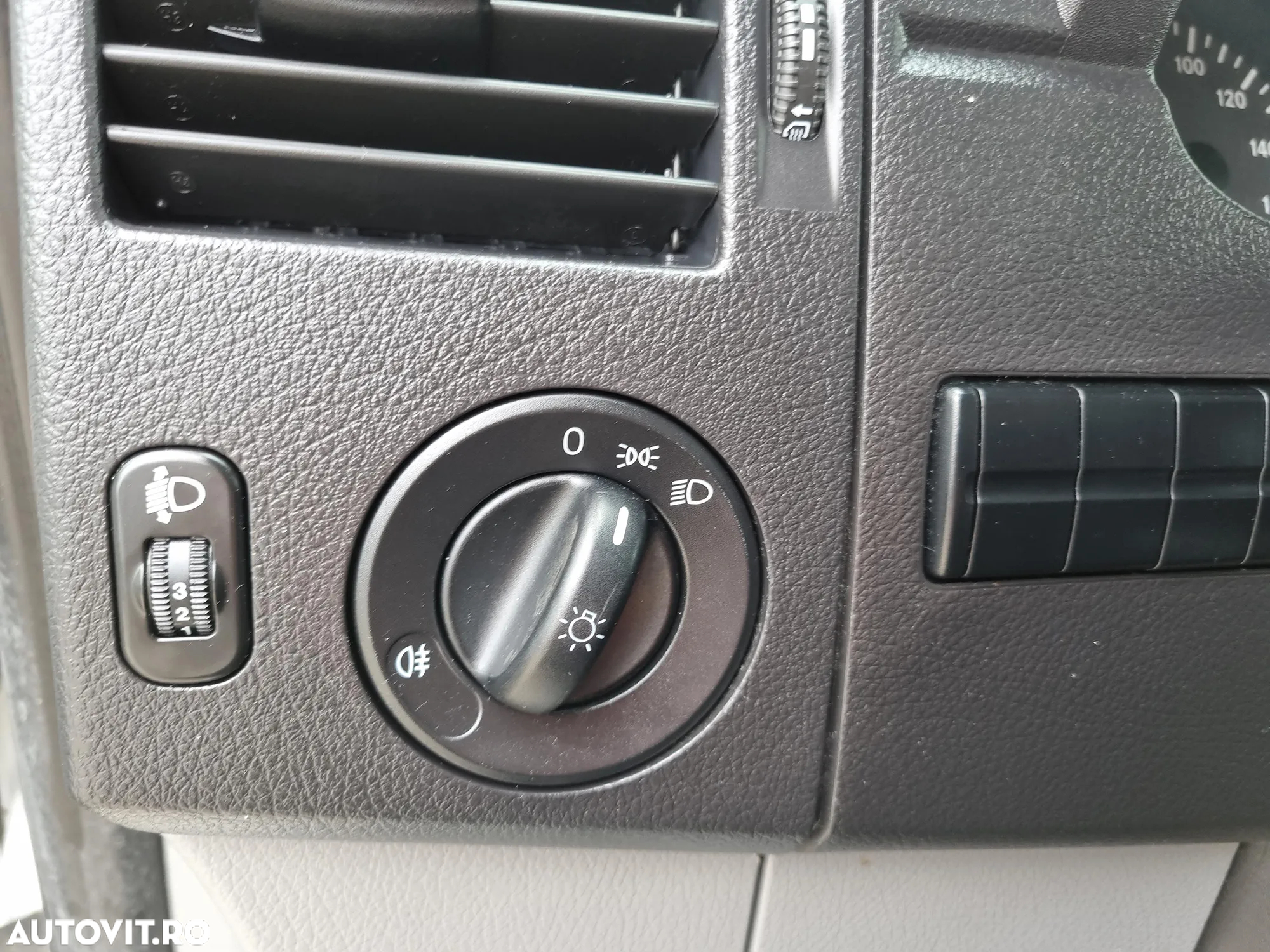 Mercedes-Benz Sprinter - 14