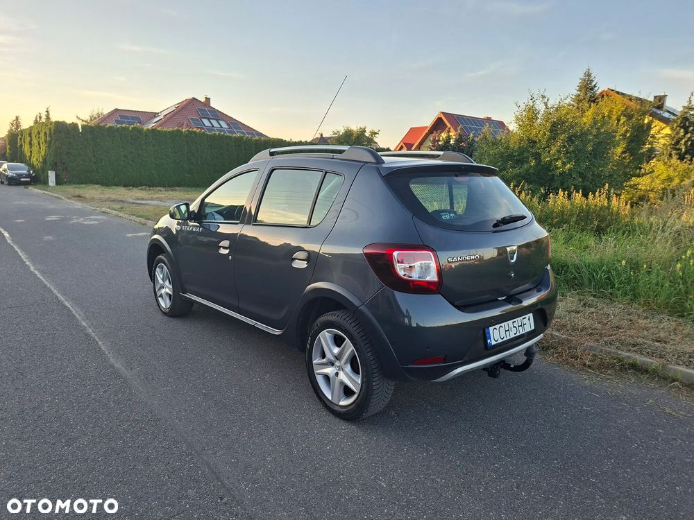 Dacia Sandero Stepway TCe 90 Easy-R Celebration - 4
